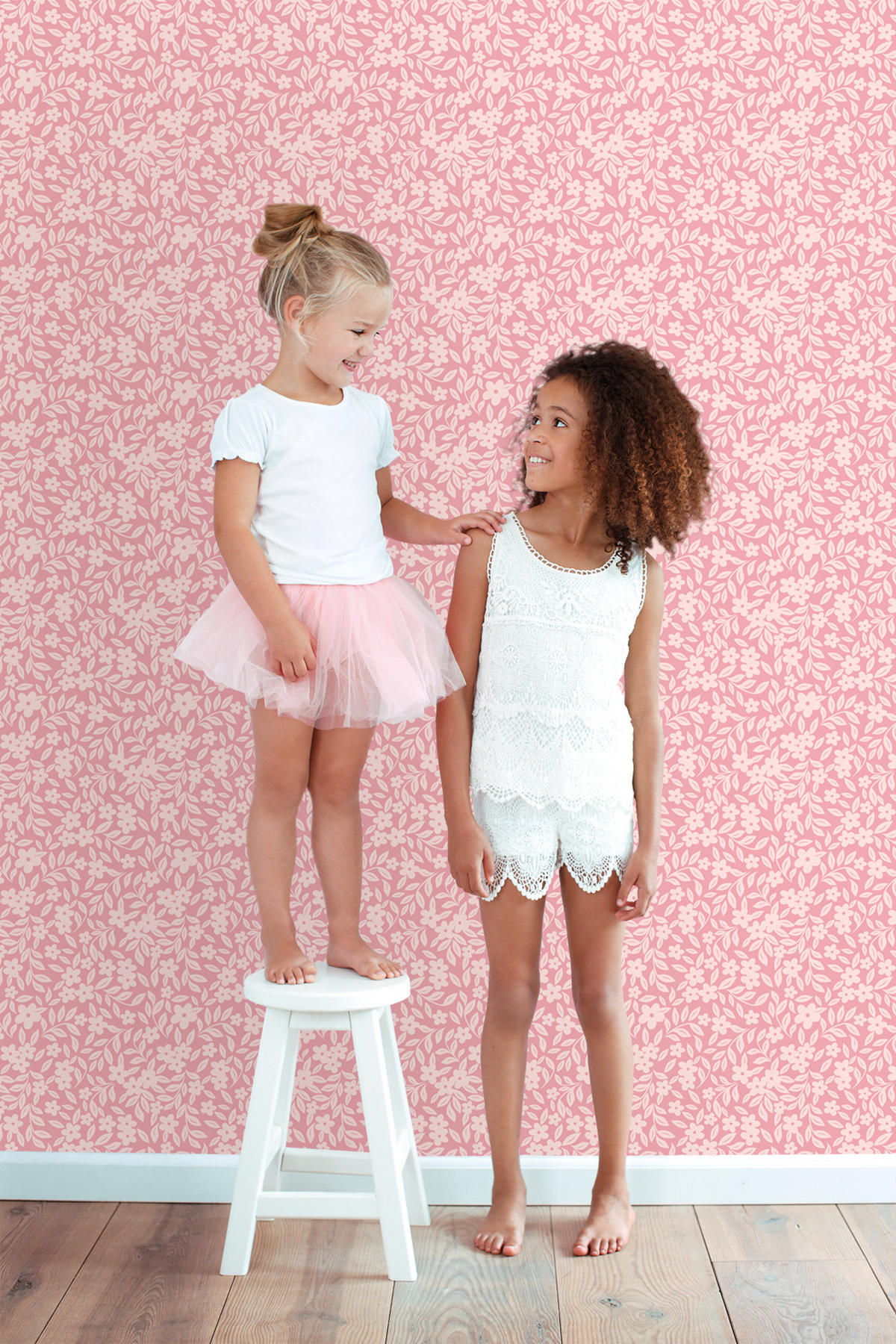 TAPETE Blumen 50 x 900 cm - Pink, Papier (50/0.1cm) - ESTAhome