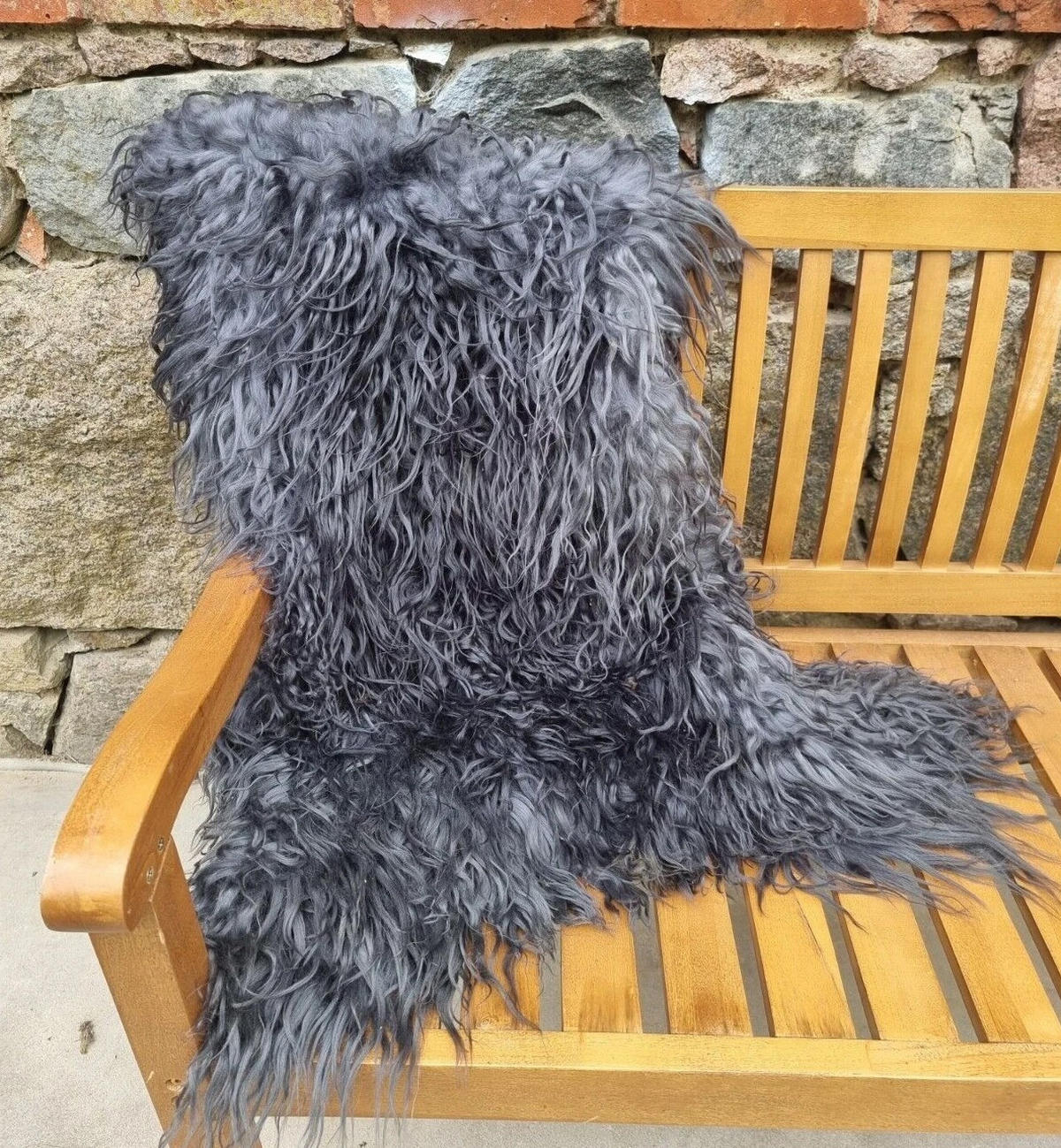 LAMMFELL Island Langhaar natur lockig weich Premium Silber Grau ca. 115 cm - Grau, Fell (65/115cm) - Provellus