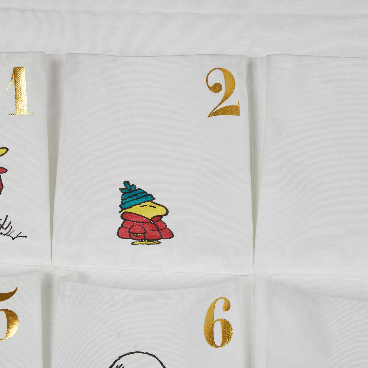 ADVENTSKALENDER Santa Is Coming Peanuts - Multicolor, Holz/Textil (71/123/0.2cm) - Butlers
