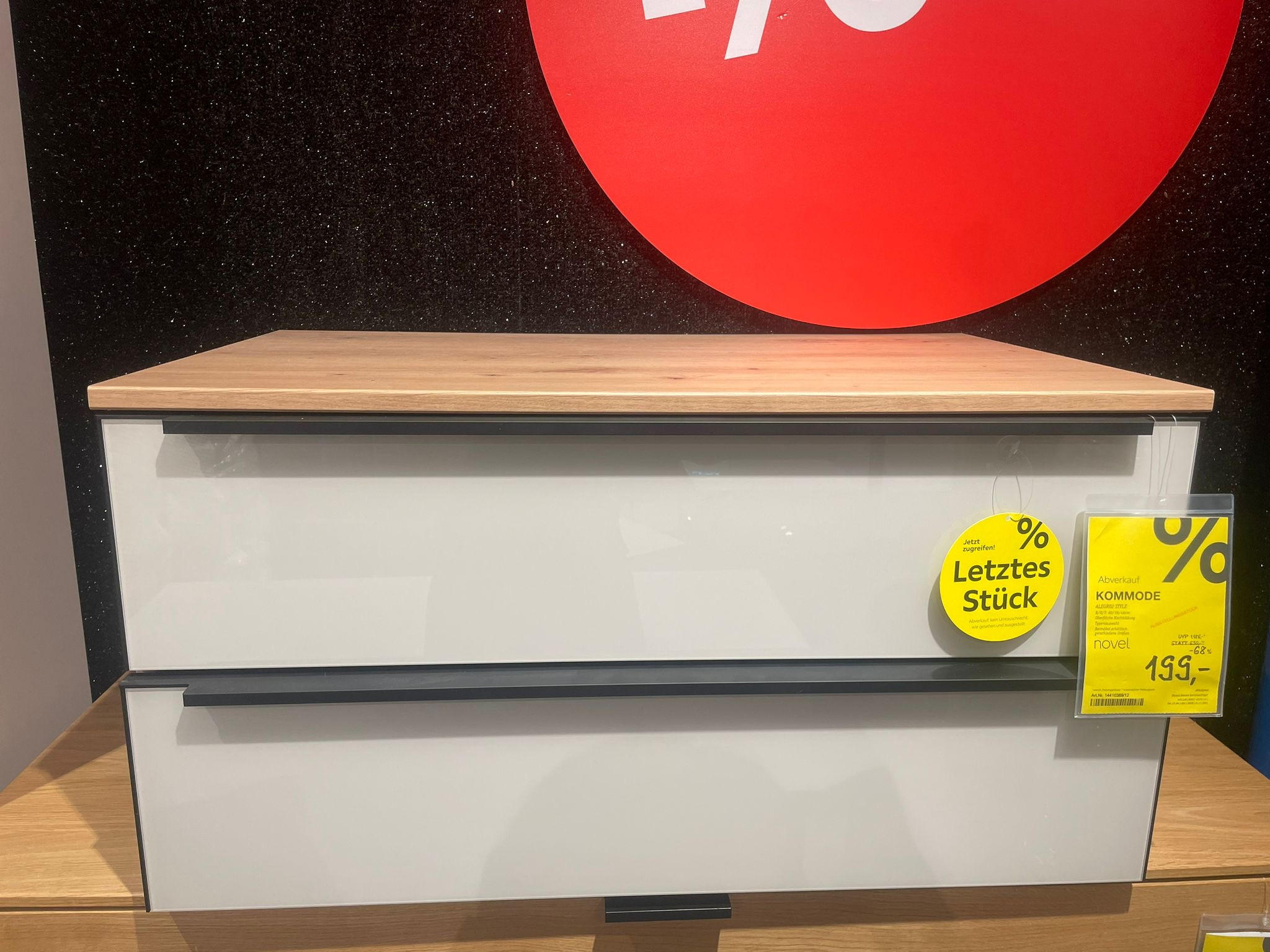 KOMMODE ALEGRO - Novel