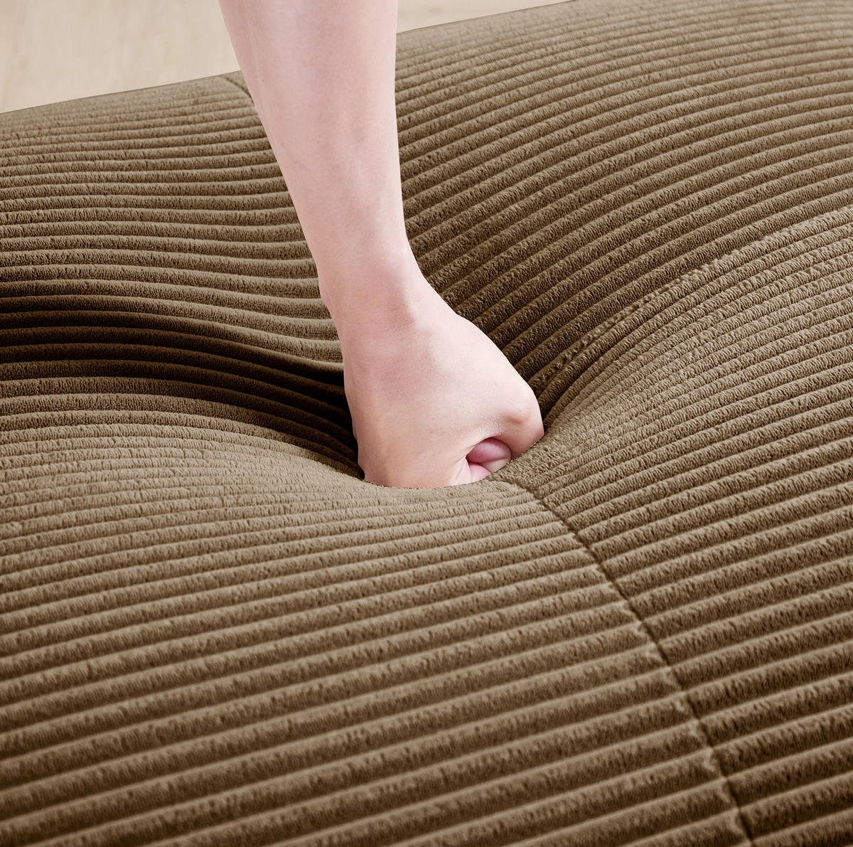 ECKSOFA in Braun aus Cord mit ergonomischem Design und ohne Montage - Braun, Textil (178/298cm) - Flora Grace