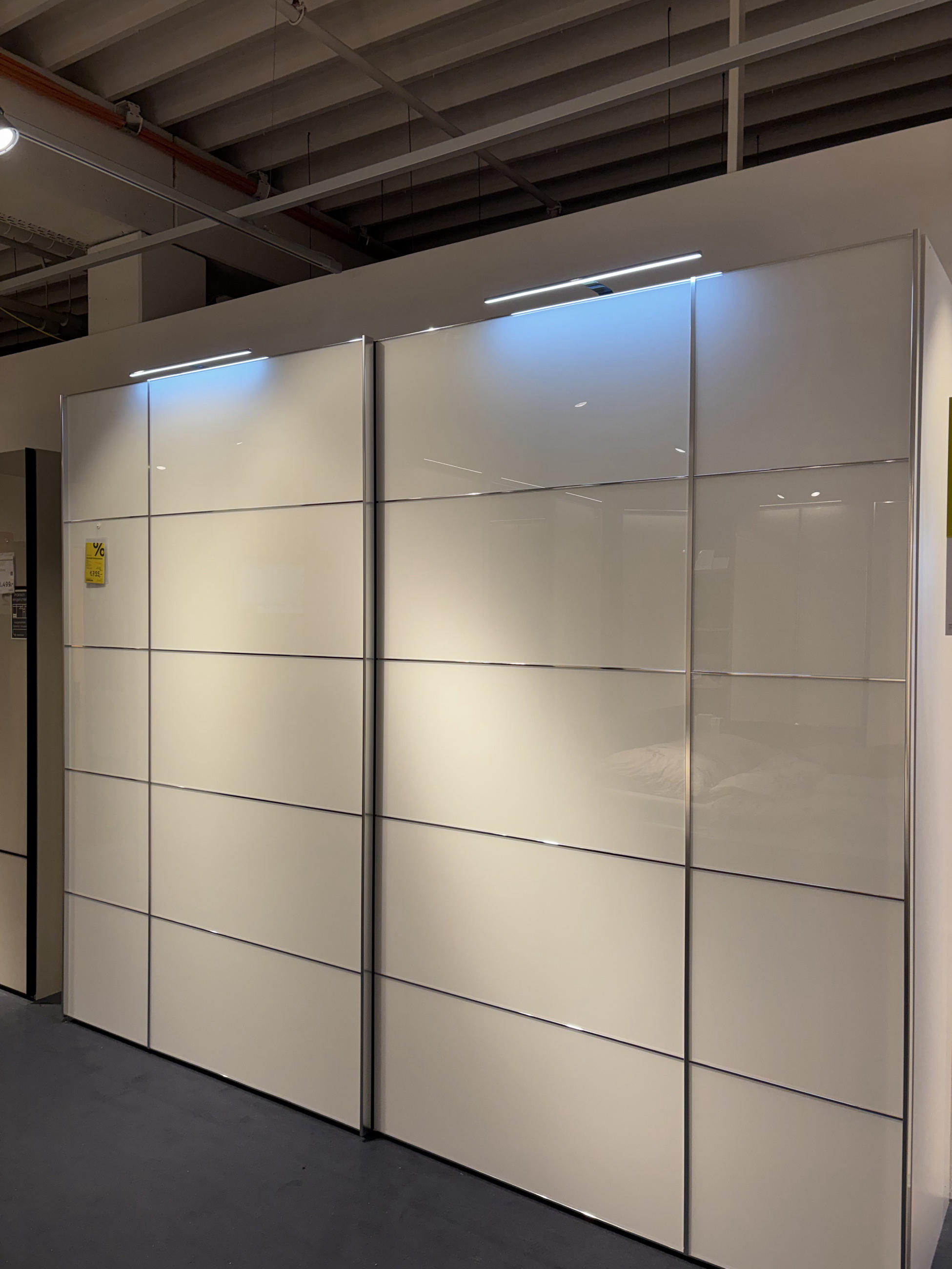 Schwebetürenschrank Granada - Dieter Knoll