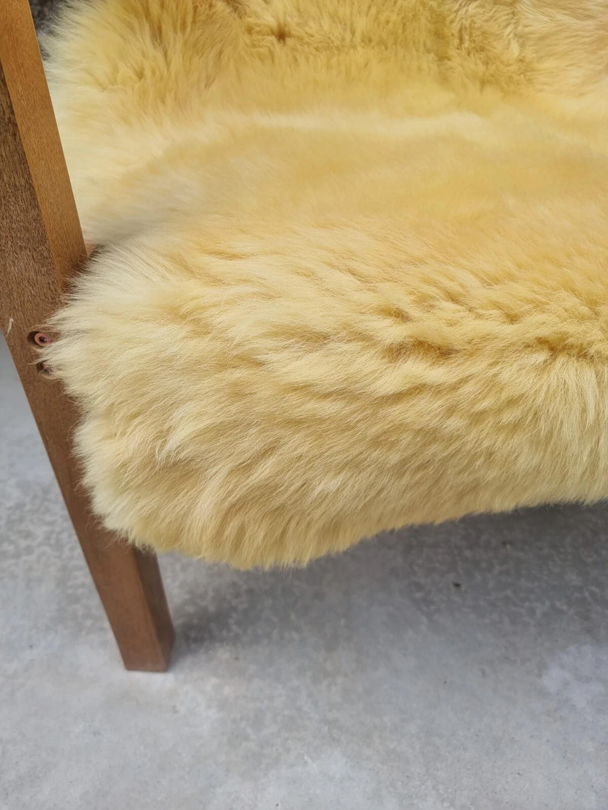 SCHAFFELL Premium Lammfell Natur ungeschoren weiche Wolle Medizinisch gegerbt ca. 135 cm - Gelb, Fell (75/135cm) - Provellus