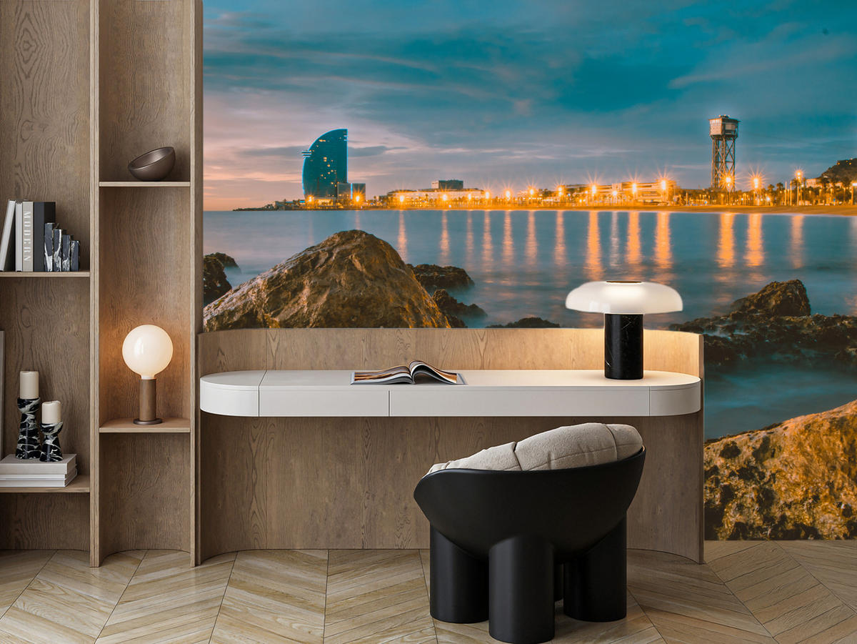 FOTOTAPETE für Wohnzimmer Barcelona Küste Nacht Meer Felsen 500x350 - Blau, Papier (500/350cm) - Muralo