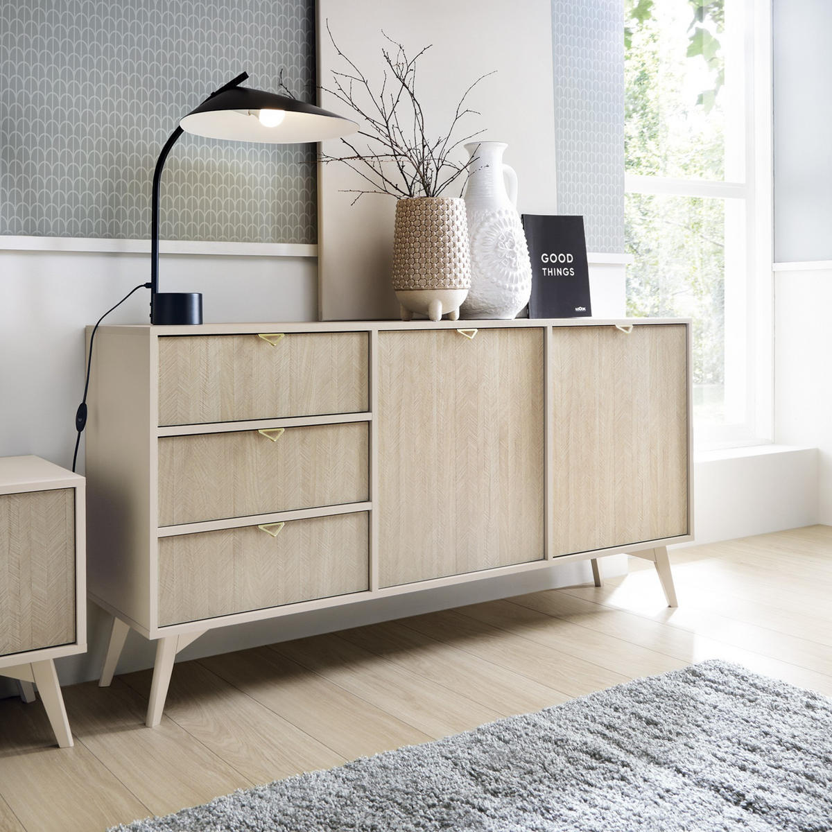 KOMMODE Silva 158 cm in Sandbeige + Scandi-Fischgrätmuster mit Türen und Schubladen - Beige/Goldfarben, Holz/Holzwerkstoff (158/81/38cm) - Ravio