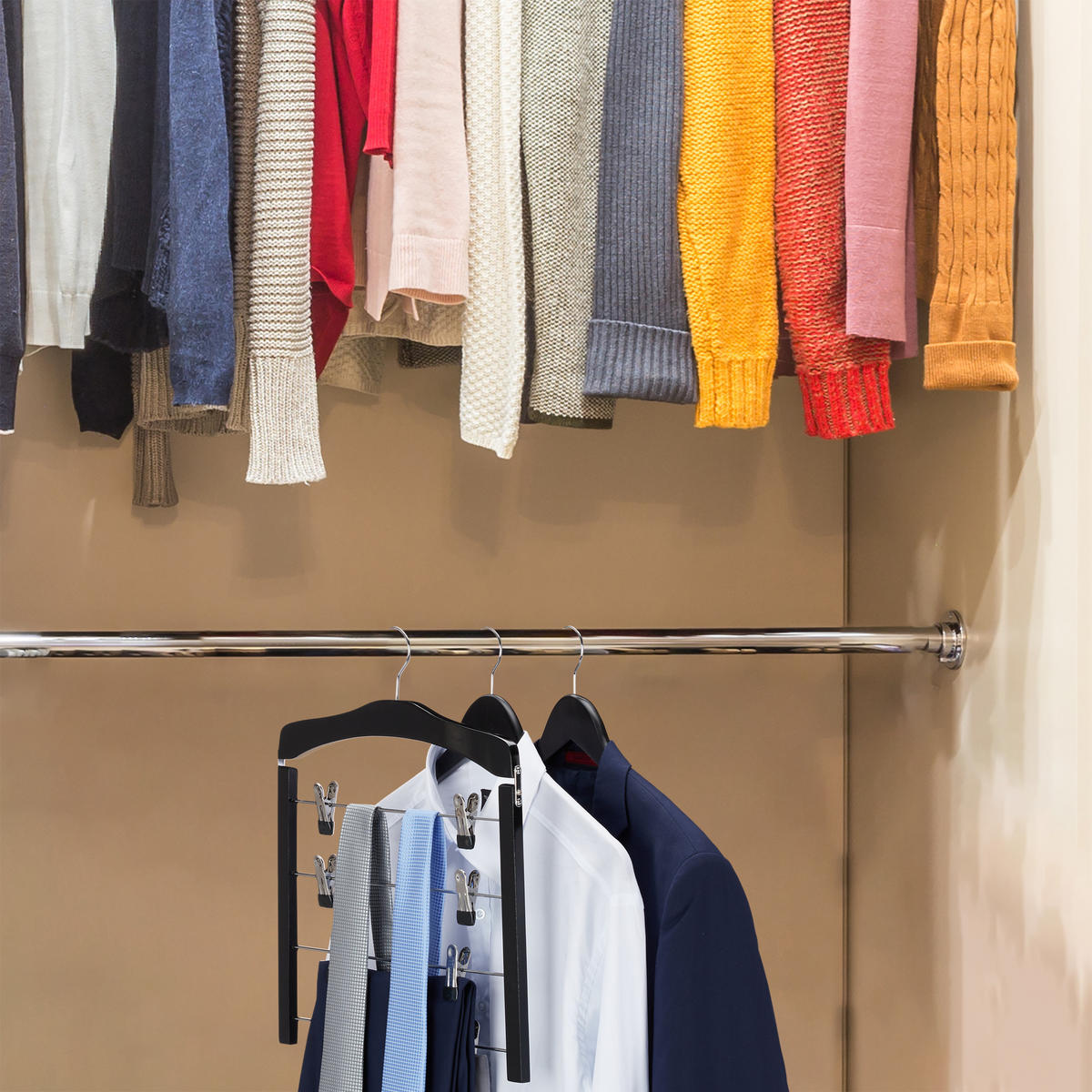 3XZÁVES na sukňu - čierna, kov/drevo (38/43/2.5cm) - Relaxdays