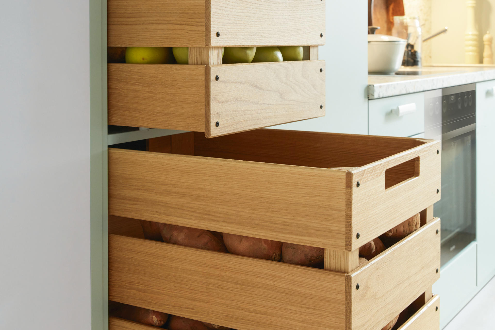 Holzkisten in der Küche