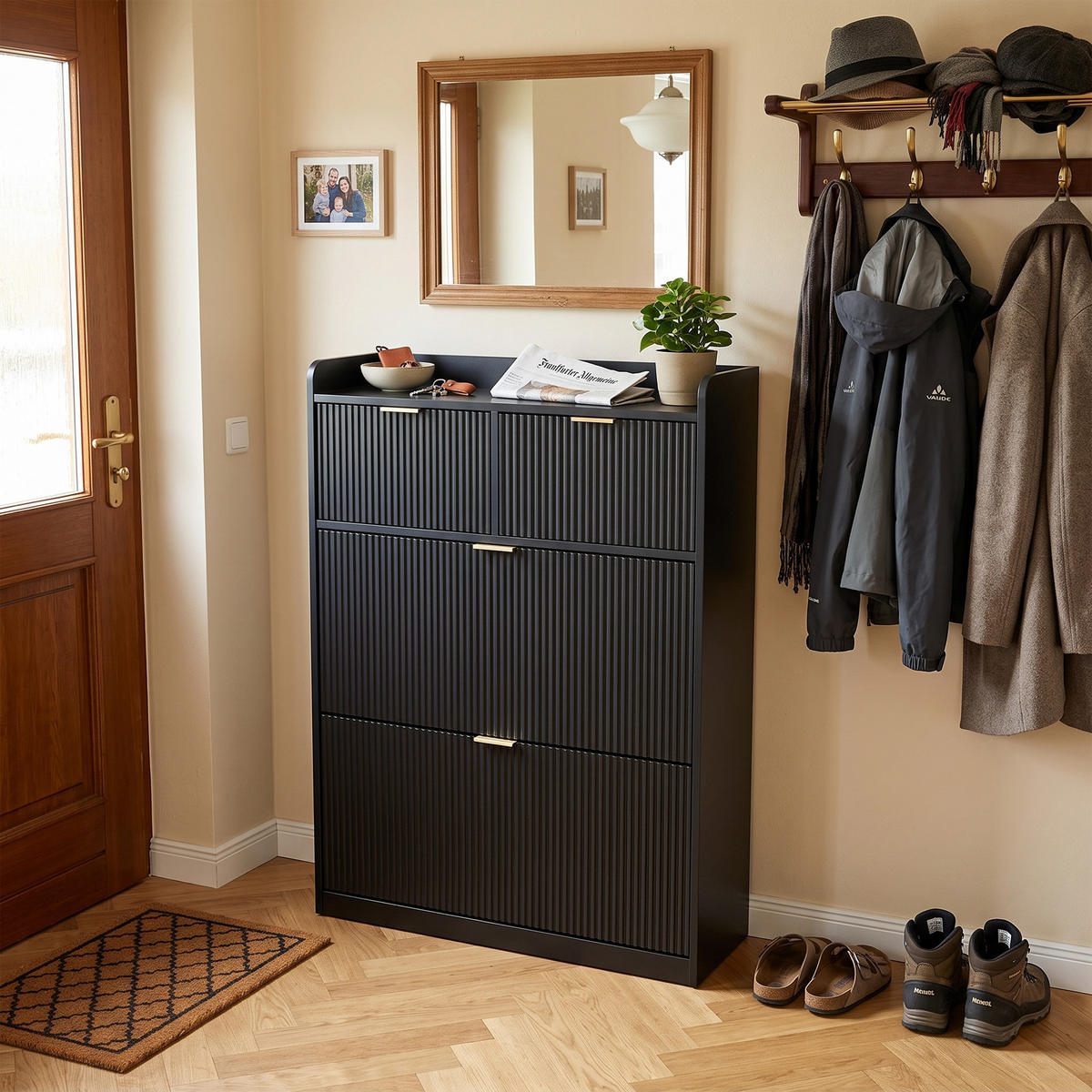 SCHUHSCHRANK mit zwei Schubladen und zwei Klappfächern, schmales Eingangsmöbel, mit Kippschutz, Schwarz - Goldfarben/Schwarz, Holzwerkstoff/Metall (24/110/8cm) - GENKI LIVING