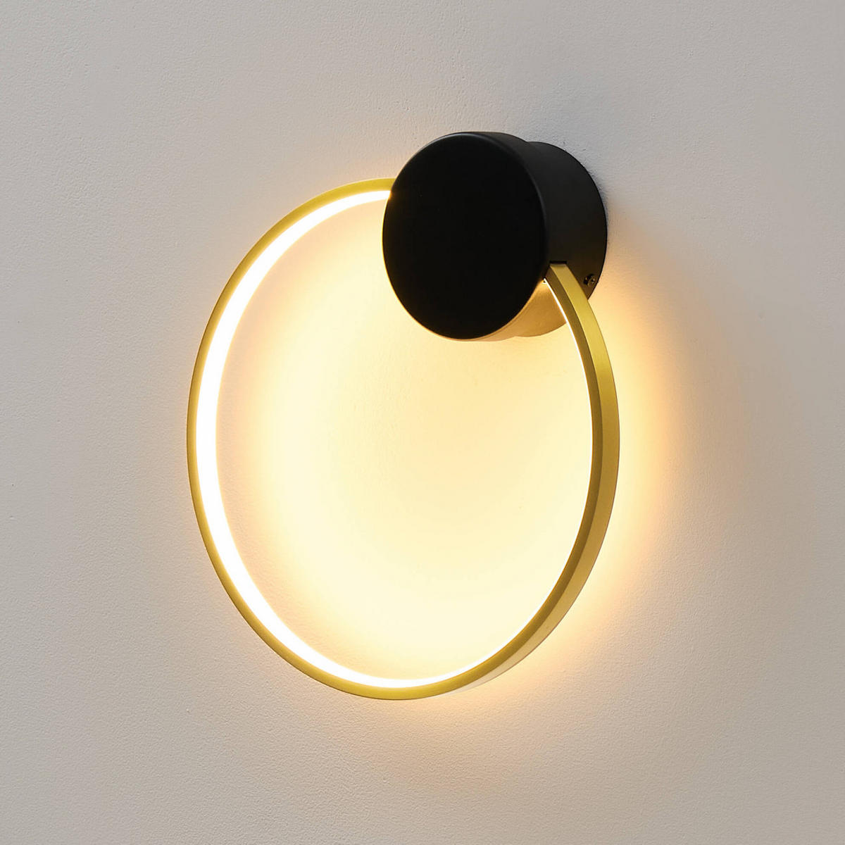 WANDLEUCHTE Alisa, Messing und Schwarz, 34cm - Schwarz, Metall (30/30/34cm) - KOSILUM