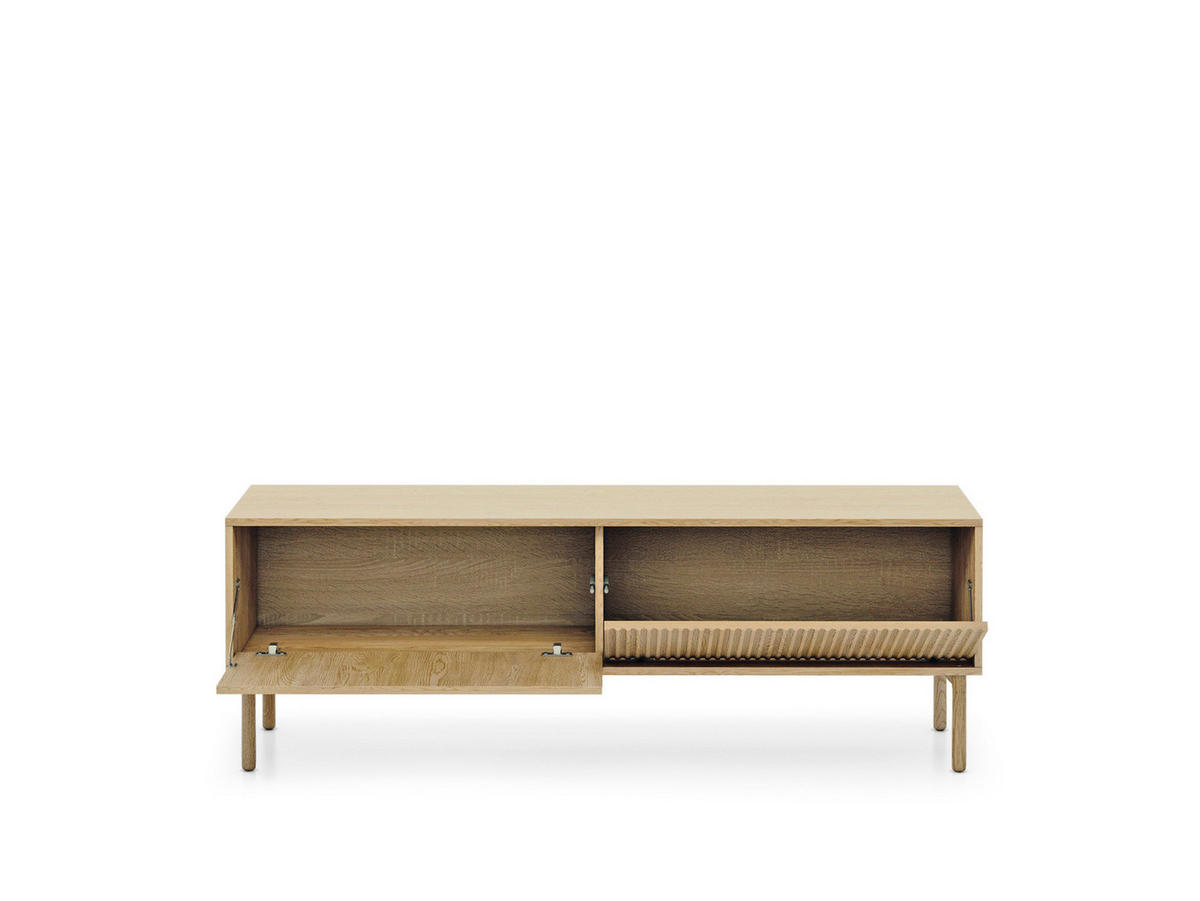 TV-LOWBOARD TAVO 153 cm Eiche Cremona - mit Riffel-Fronten und Holzfüßen - Eichefarben, Holz/Holzwerkstoff (153/52/39cm) - Ravio