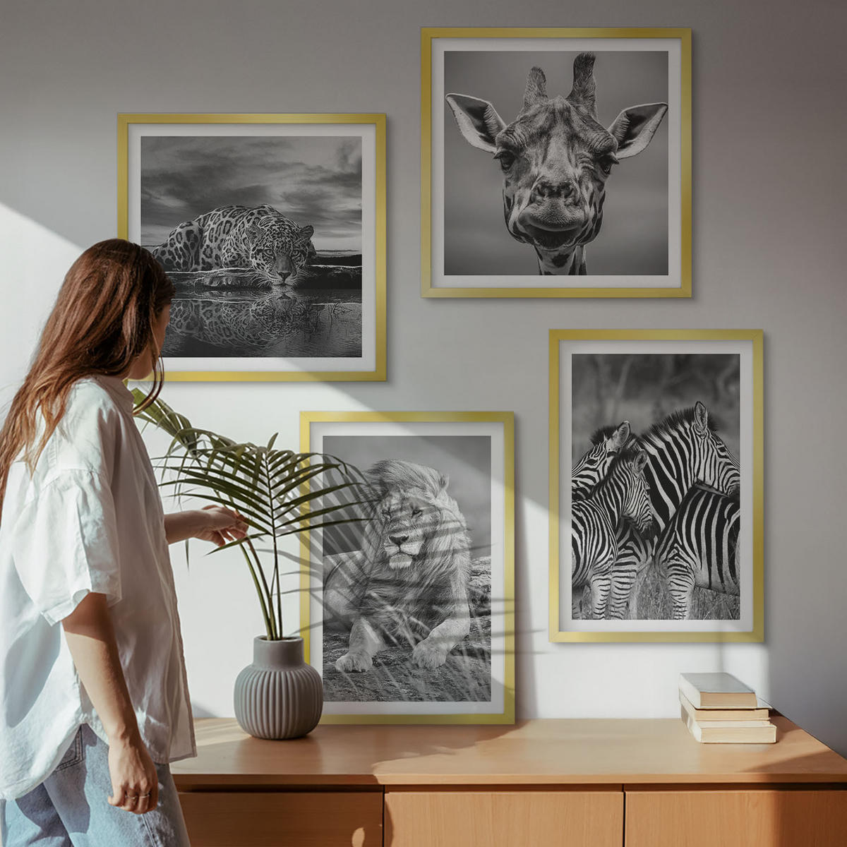 BILDER SET 4er Set - 50x50 cm & 40x60 cm Goldrahmen - Wildtiere Löwe Jaguar Giraffe Zebras - Goldfarben, Kunststoff (50/50cm) - TULUP