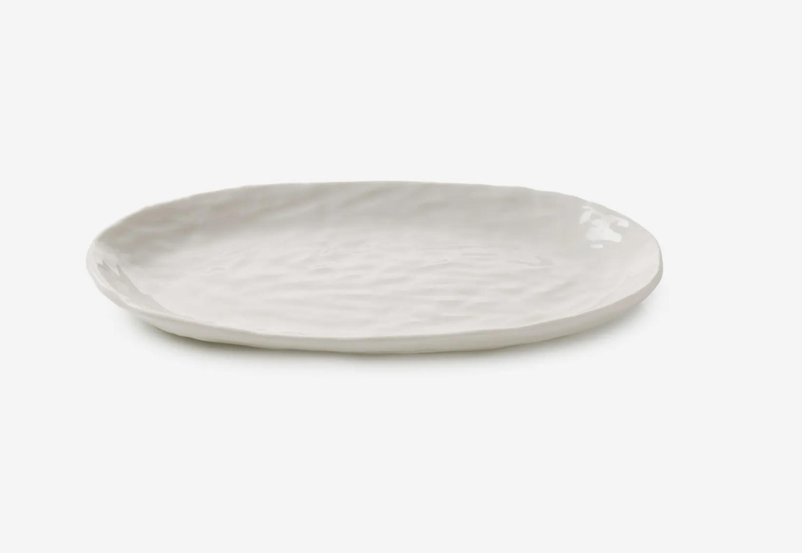 TELLER OVAL YLI 24.5 CM Alabaster Weiss - Weiß, Keramik (24.5/13.5/2.3cm) - Revol Porcelaine France