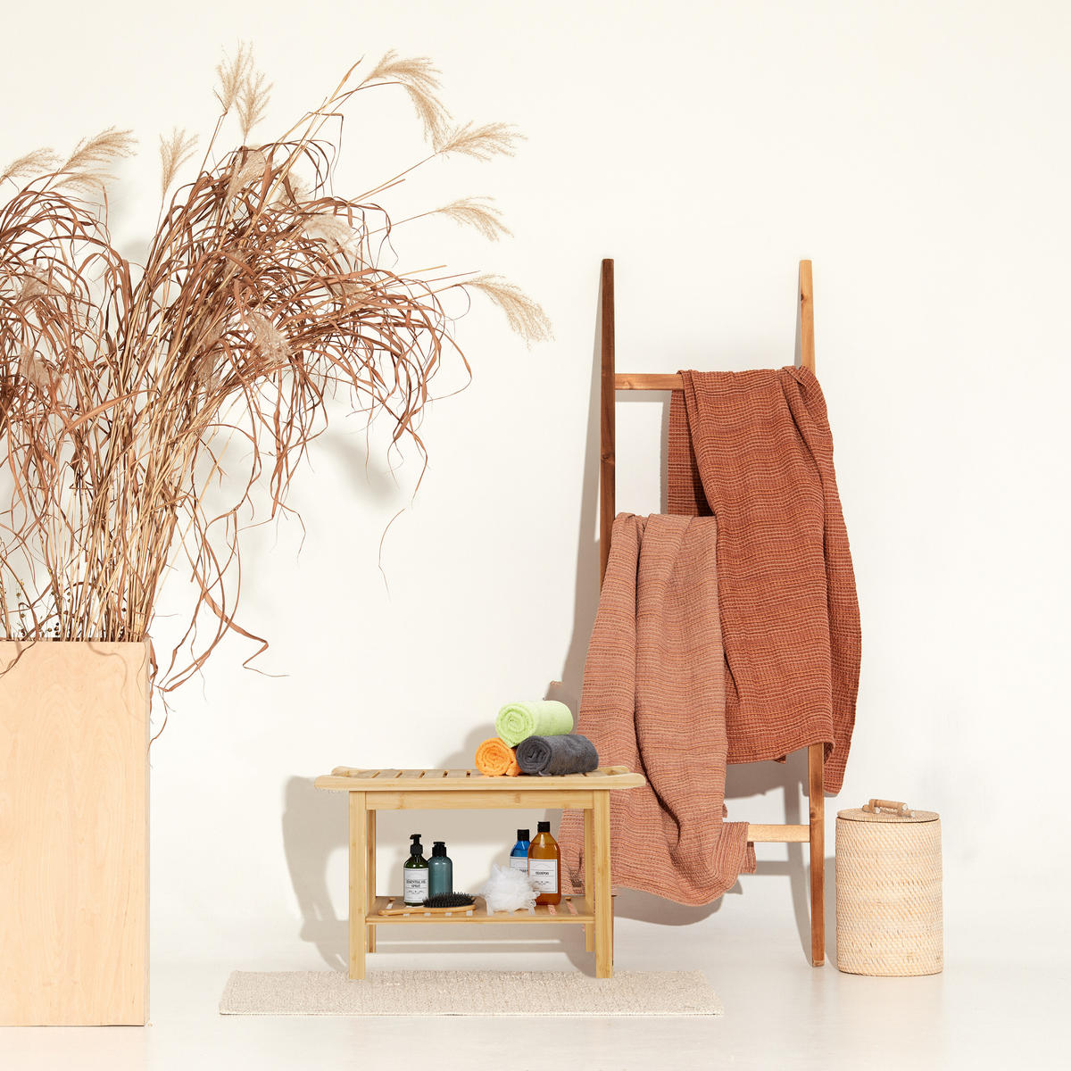 BADHOCKER - Hellbraun, Holz (75/45/40.5cm) - Relaxdays