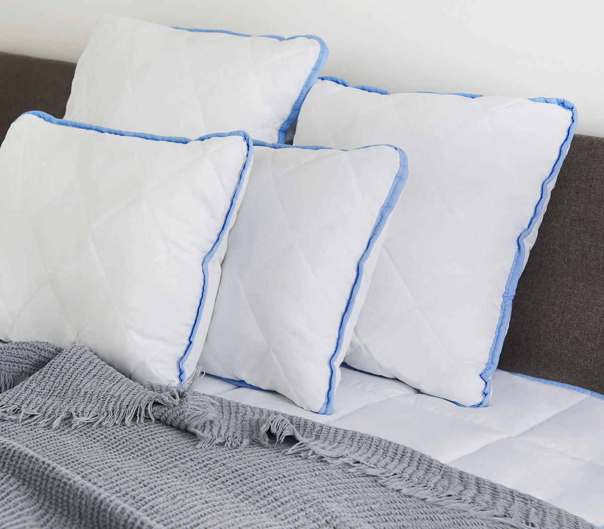 KOPFKISSEN 80x80 cm – atmungsaktives Hohlfaser Kissen für Allergiker, waschbares Schlafkissen - Weiß, Textil (80/80cm) - Mister Sandman