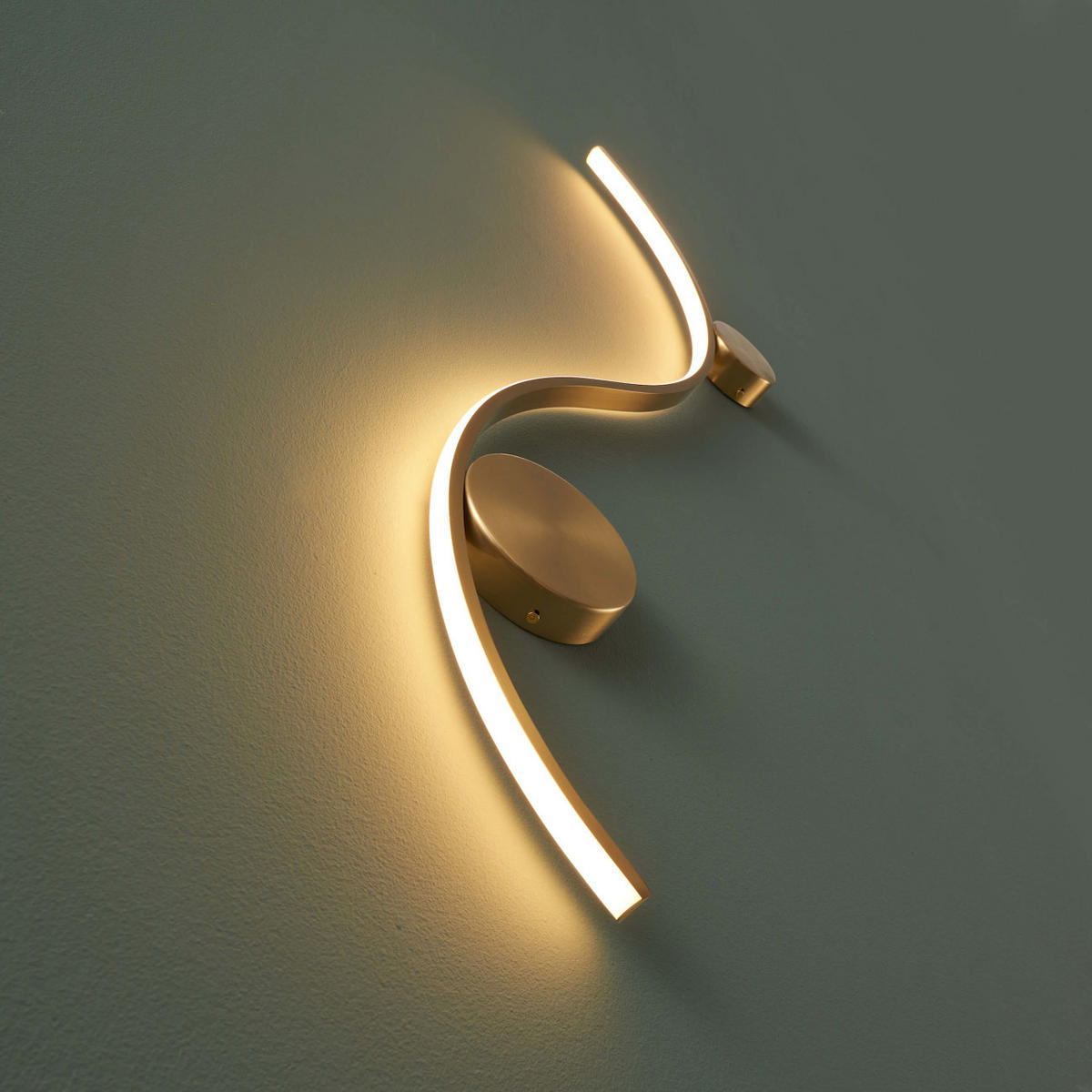 WANDLEUCHTE Curva, Messing, 100cm - Goldfarben, Metall (31.5/100/100cm) - KOSILUM