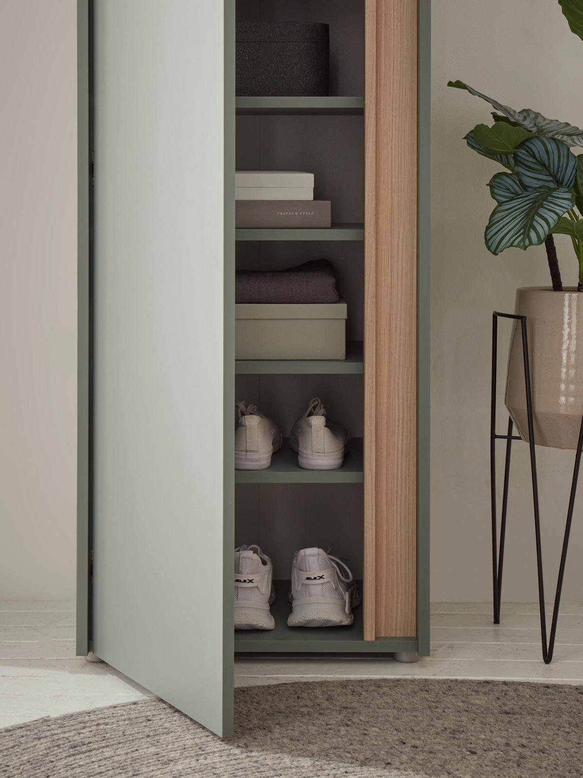 GARDEROBE Komplett-Set 5-teilig in Salbei Grün mit Eiche, Flurgarderobe 230 x 200 cm, inkl. Sitzkissen - Salbeigrün/Eichefarben, Glas/Holz (230/200/40cm) - Furn.Design