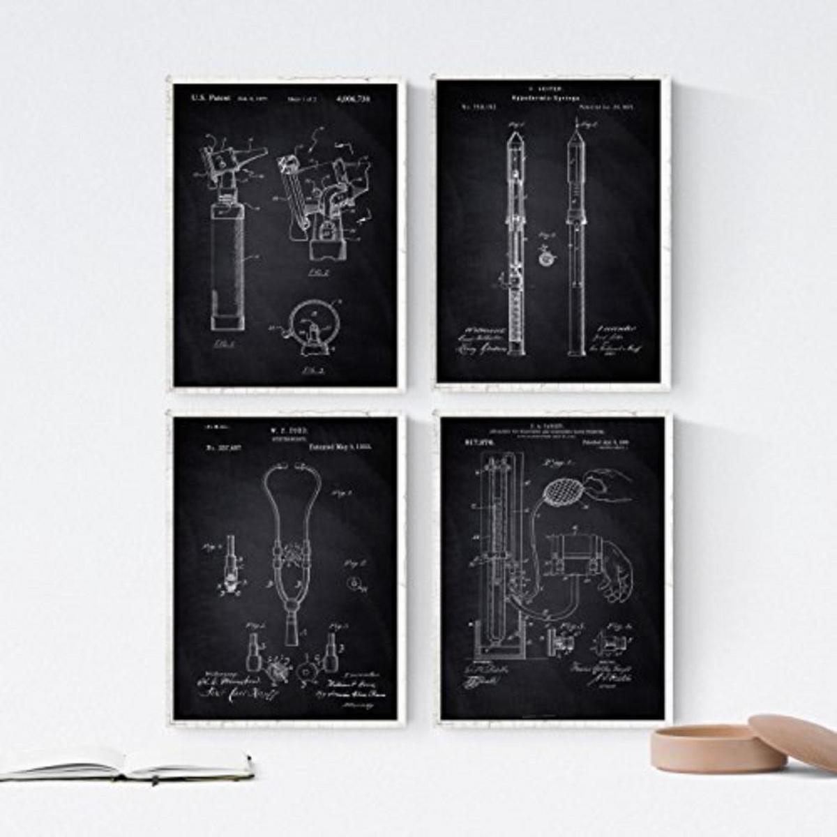 POSTER Set mit 4 Schwarz medizinischen Geräten PATENT A4 Rahmenlos - Klar, Papier (29.7/3cm) - Nacnic