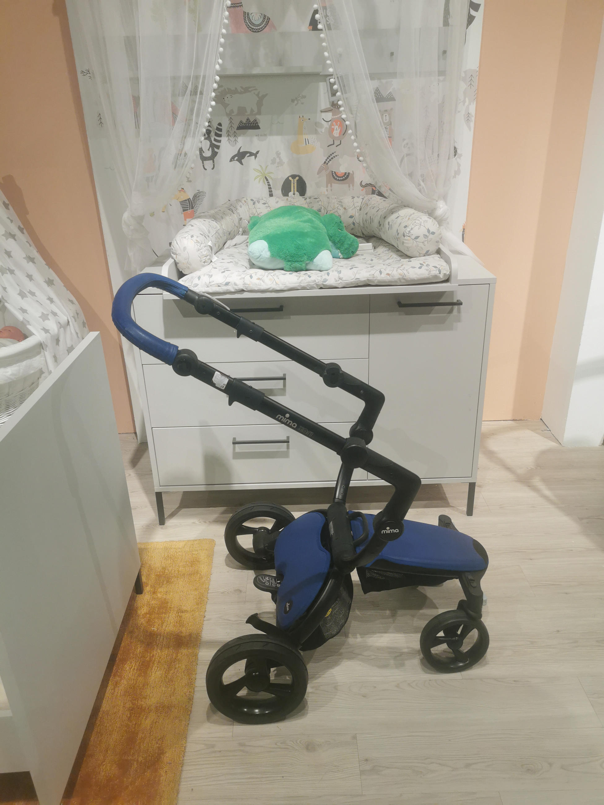OGRODJE OTROŠKEGA VOZIČKA - Mima