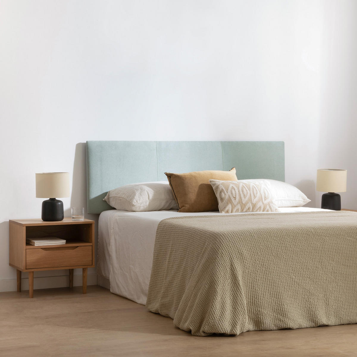 KOPFTEIL Milos Minze 165 cm x 52 cm - Mintgrün, Textil (165/52/3cm) - Kenay Home