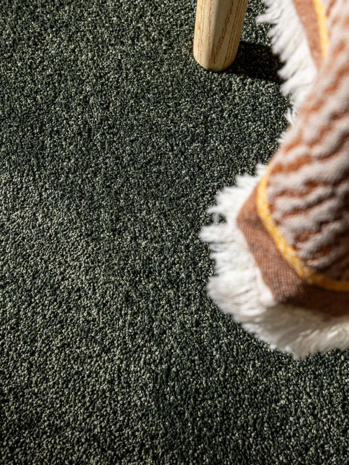 TEPPICH Nina waschbar ø 150 cm rund - Grün, Kunststoff (150/150cm) - benuta Nest