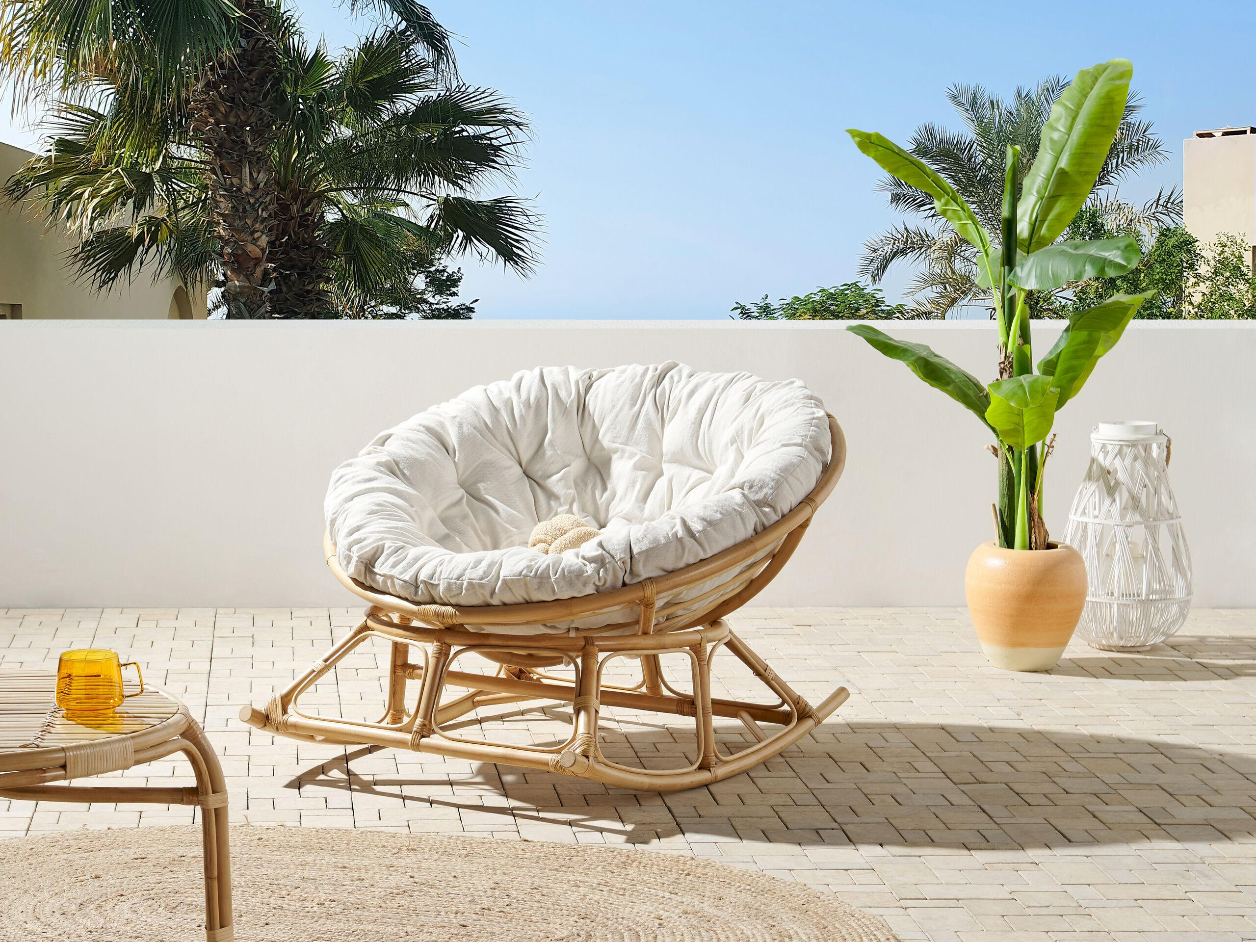 SCHAUKELSTUHL Rattan naturfarben/hellbeige Orvieto - Beige/Naturfarben, Naturmaterialien (110/72/108cm) - Beliani