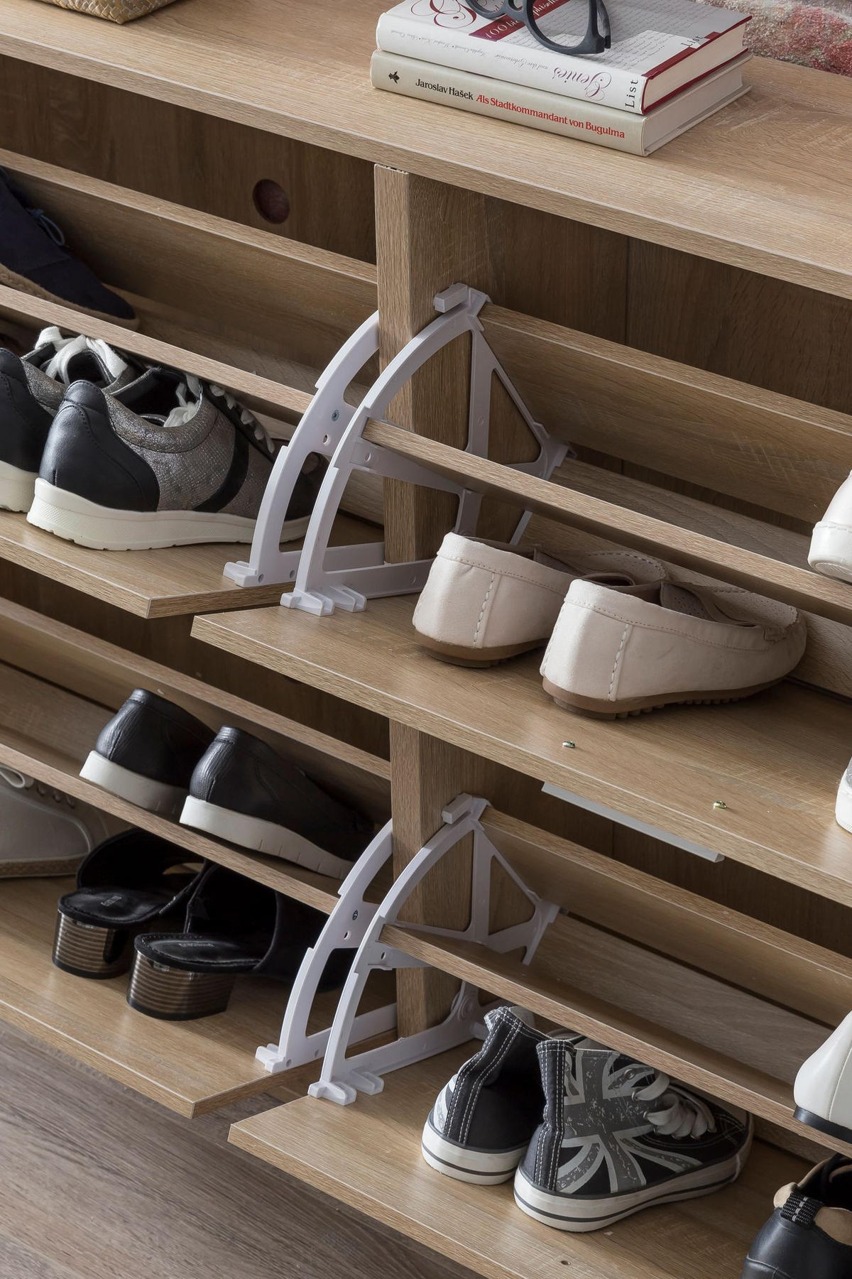 SCHUHSCHRANK Holz mit 4 Klappen und großer Ablage, Beige 120x24x81 cm - Beige, Holz/Metall (120/81/24cm) - KADIMA DESIGN