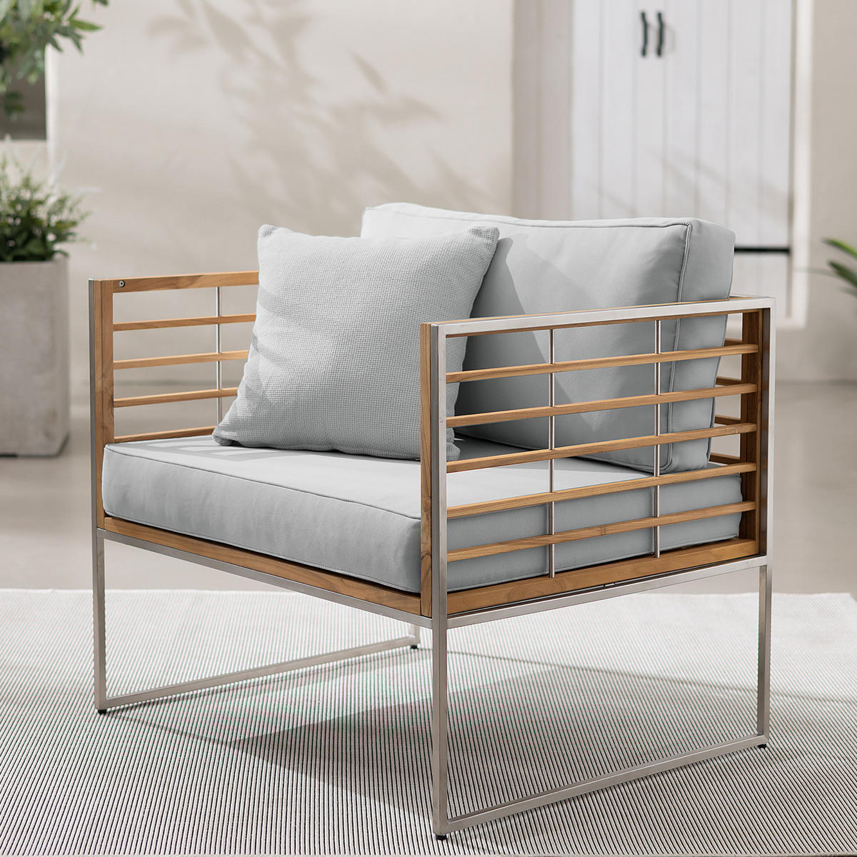 GARTENSESSEL - Webstoff / Teak massiv - Hellgrau, Holz/Textil (83/74/70cm) - home24