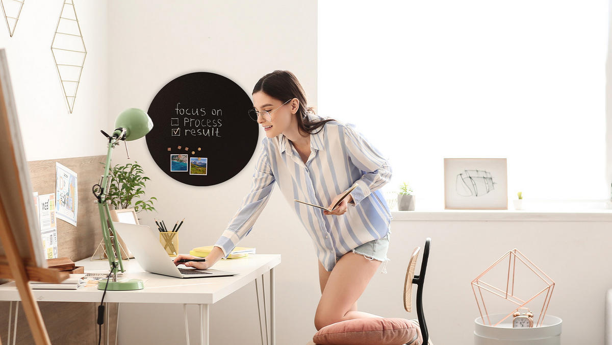 RUNDE schwarze Magnettafel SLIMboard, RUND, Durchmesser 60 cm – rahmenlose Magnettafel - Schwarz, Metall (60/60/0.3cm) - ALLboards