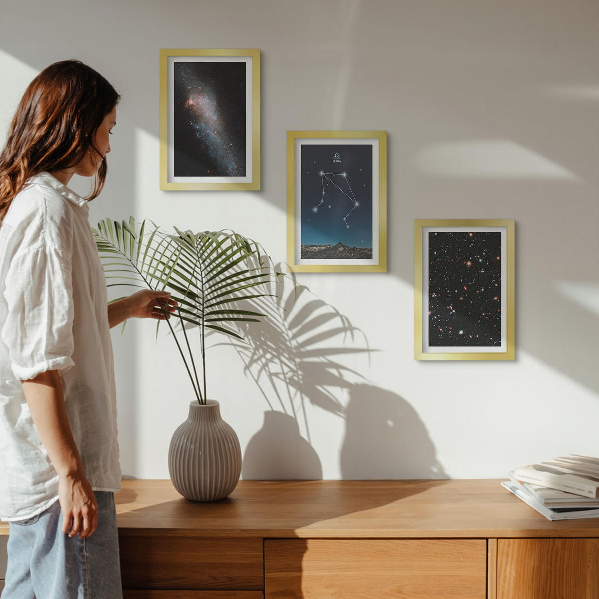 BILDER SET 3er Set - 20x30 cm Goldrahmen - Weltraum, Galaxie, Waage, Himmel - Goldfarben, Kunststoff (20/30cm) - TULUP