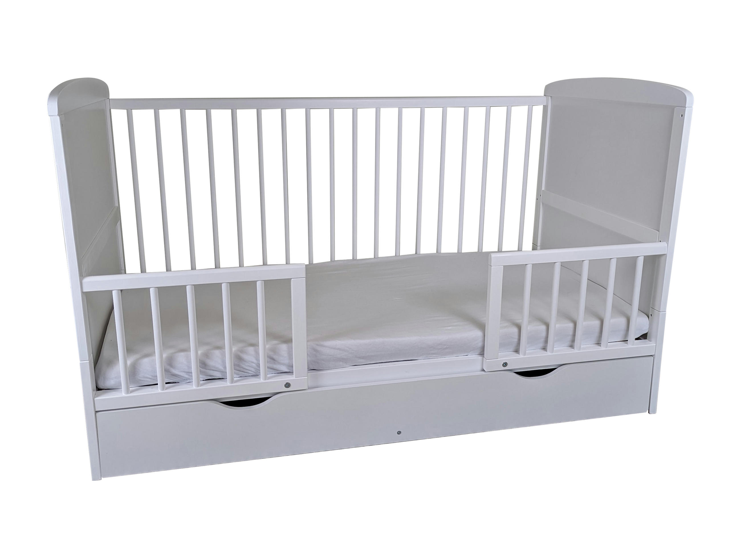 BABYBETT 70x140 cm mit Schublade und Matratze in weiss - Weiß, Holz (70/140cm) - Kids Collective