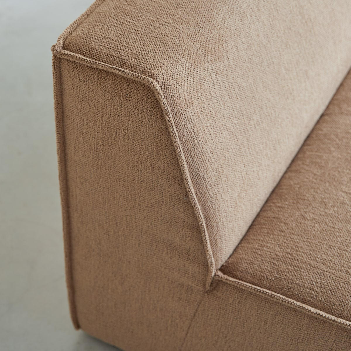 SOFA Dario Braun aus Stoff - Braun, Textil (247/75/93cm) - Tikamoon