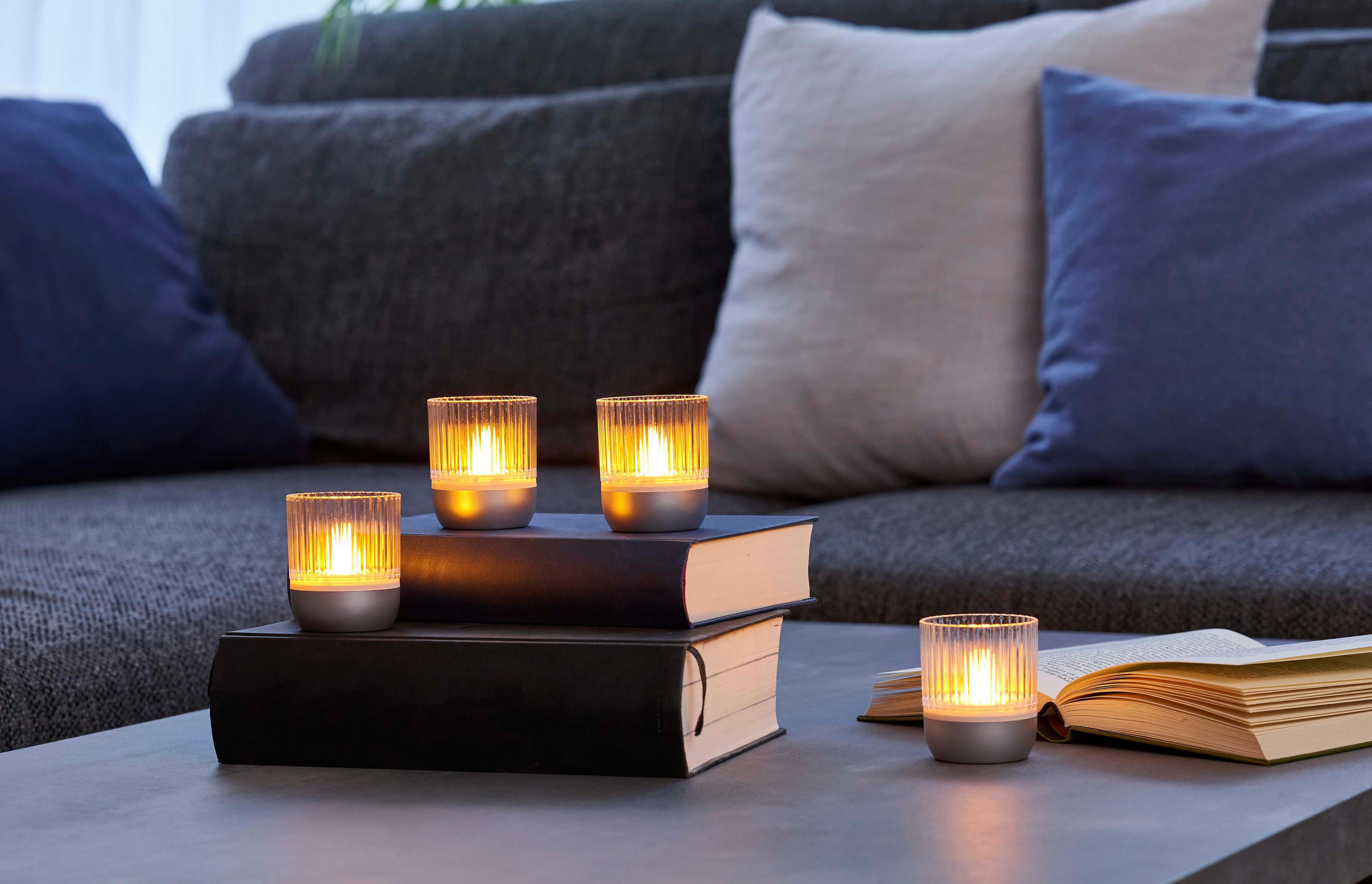 LED-AKKU-LOUNGE-LIGHTS - kabellos mit Touchsensor für Innen und Außen, RGBW Flackereffekt, 4er-Set - Silberfarben, Kunststoff (5/5/7cm) - Northpoint