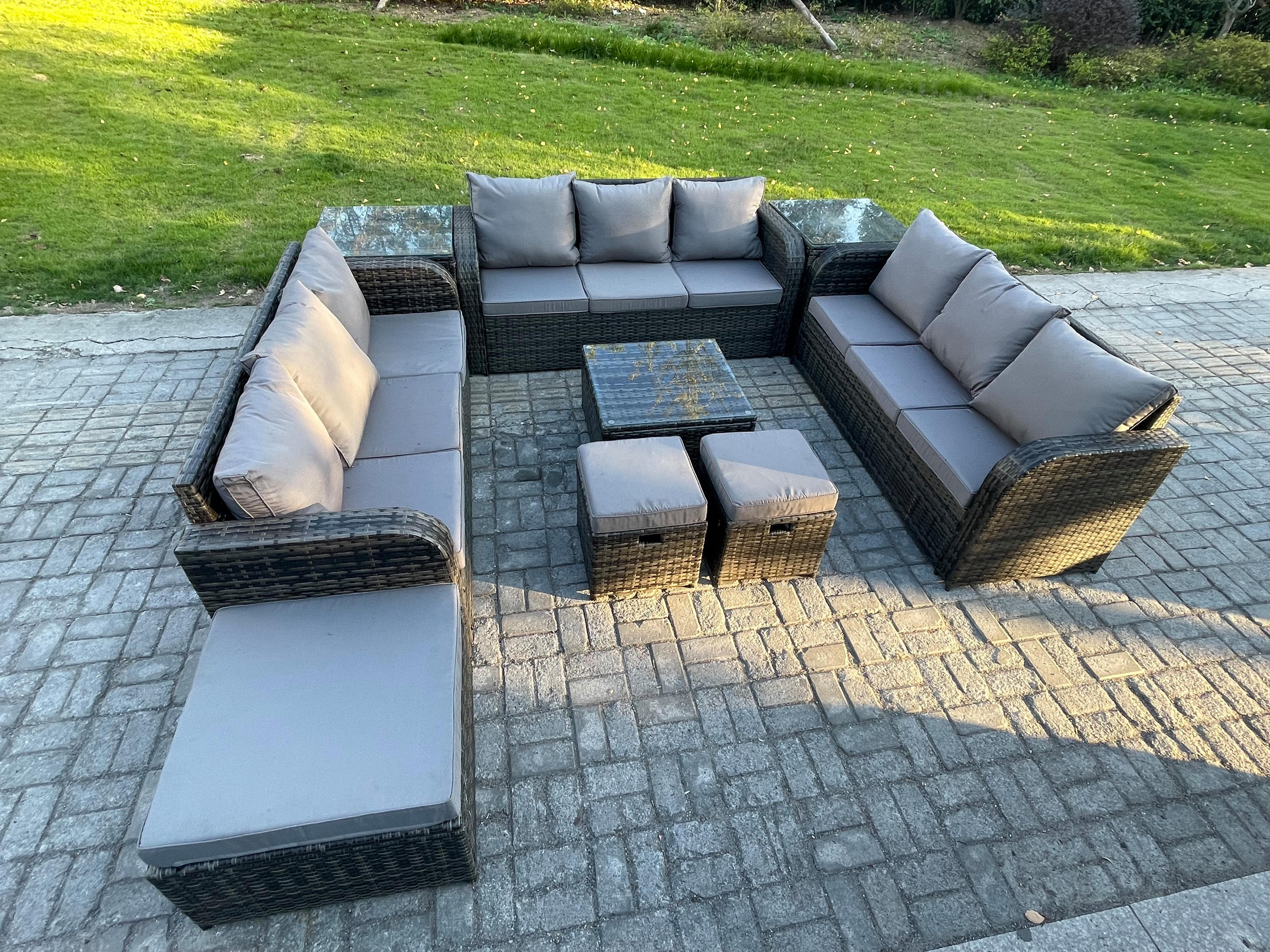 GARTENMÖBELGARNITUR mit KISSEN Polyrattan Dunkelgrau 12-Sitzer - Dunkelgrau/Grau, Glas/Kunststoff - Fimous