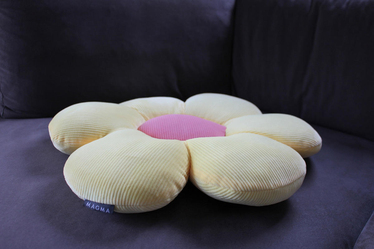 DEKOKISSEN Minnie Blume - Gelb, Textil (50cm) - Magma Heimtexx