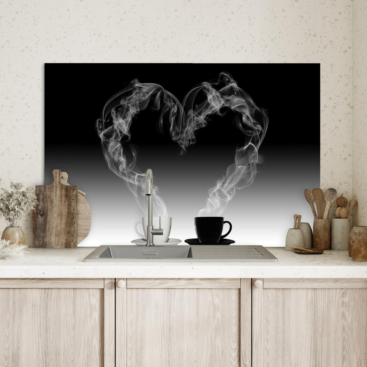 SPRITZSCHUTZ KÜCHE Kaffee - Herz - Schwarz und weiß - Tassen 90x60 cm - Weiß, Metall (90/0.3/60cm) - MuchoWow