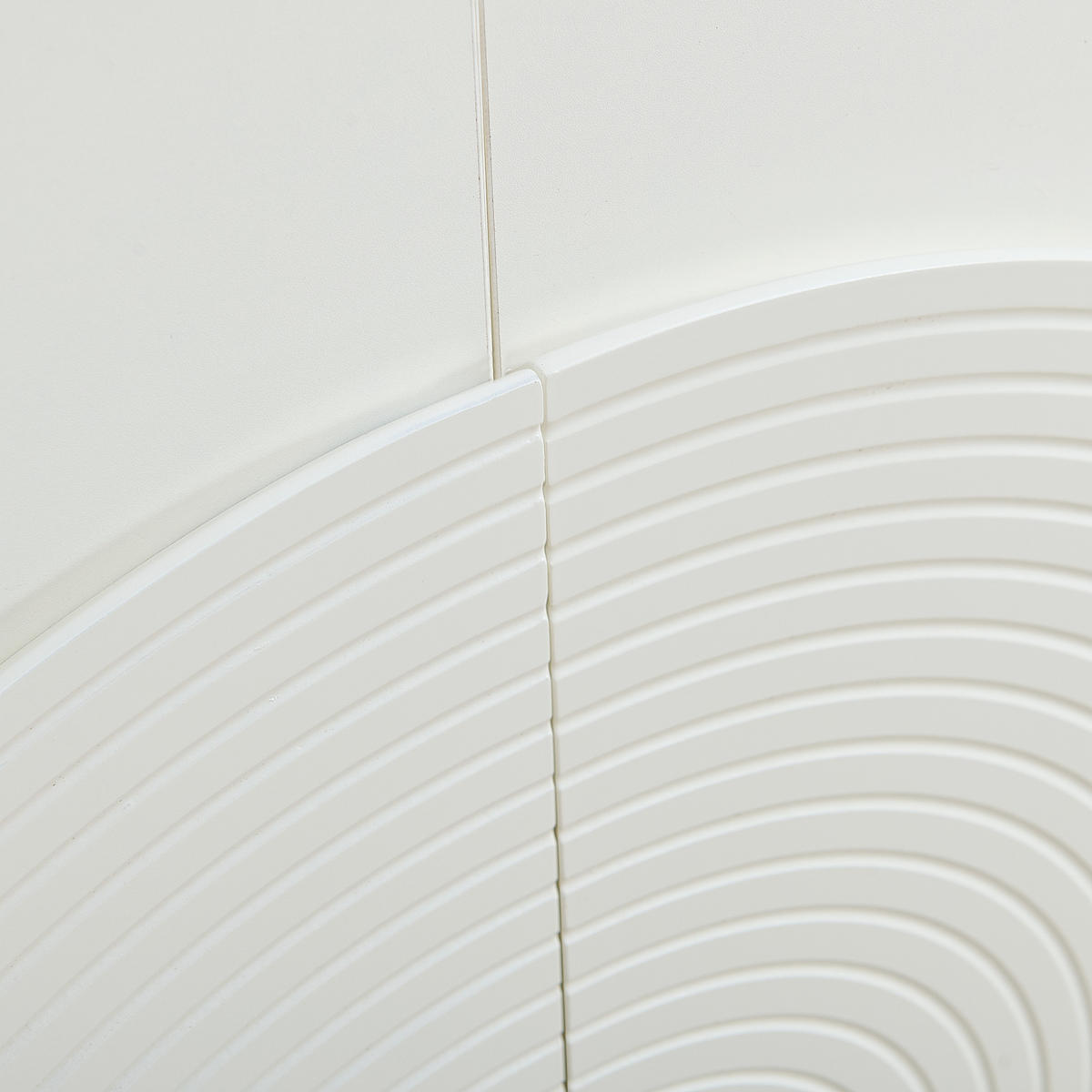 SIDEBOARD 4 Türen mit gewölbten Paneelen, MDF, matte Oberfläche - Weiß, Holzwerkstoff (160/80/38cm) - Urban Meuble