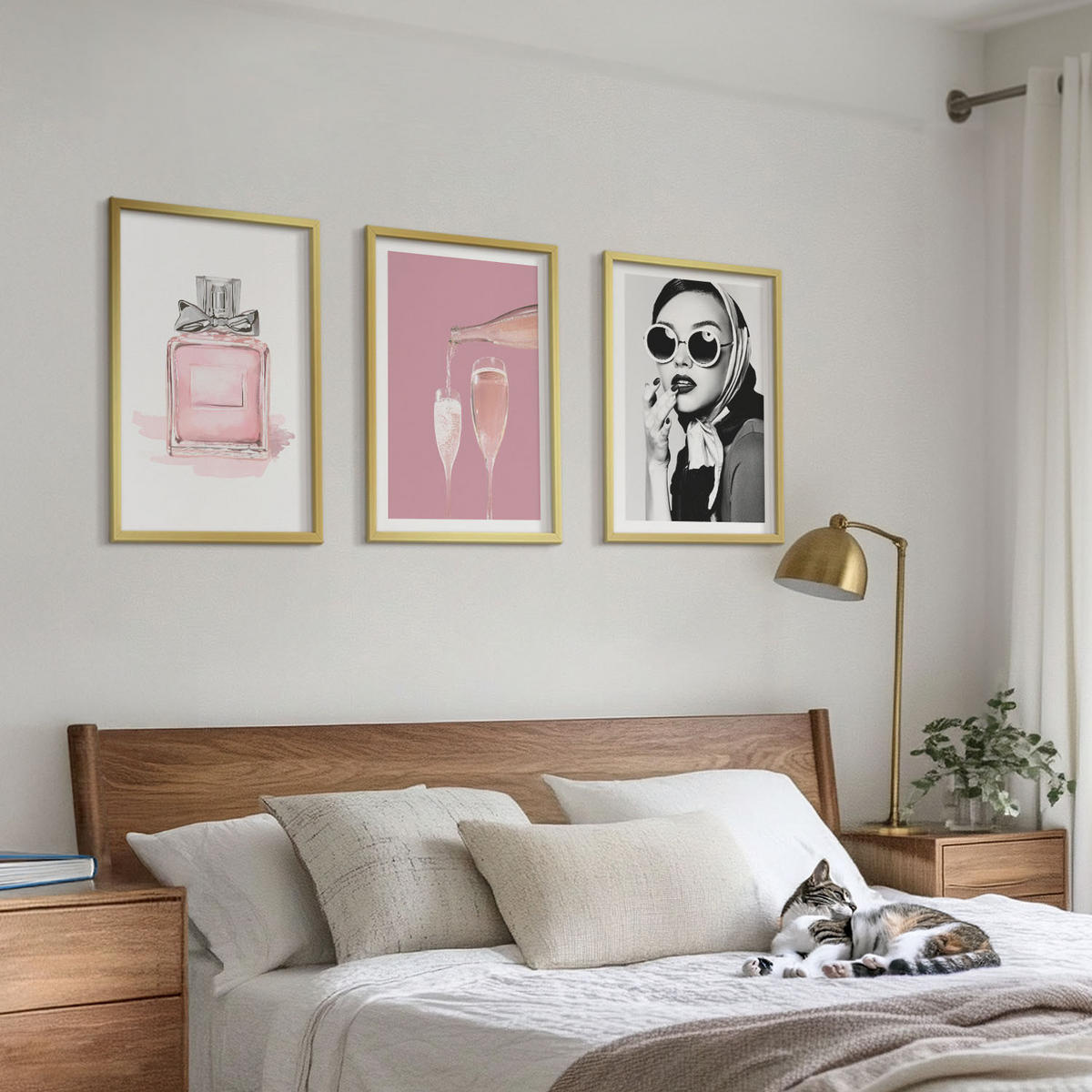 WANDBILDER 3er Set - 40x60 cm Goldrahmen - Stilvolle pinkfarbene Accessoires - Goldfarben, Kunststoff (40/60cm) - ArtPrintCave