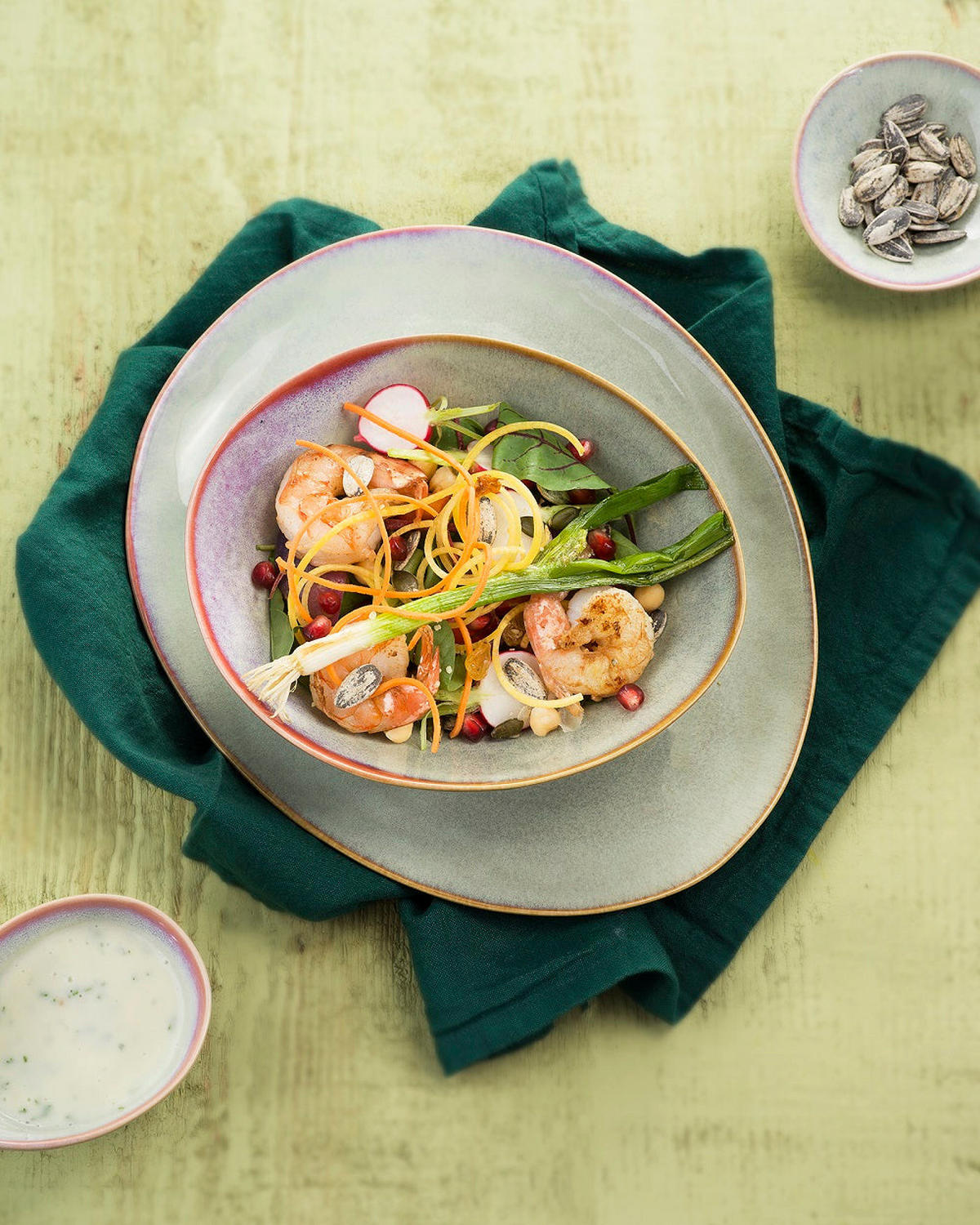 GESCHIRRSET12-TEILIG GESCHIRRSETTrentino 12-teilig / 4 Personen - 4 Speiseteller, 4 FRÜHSTÜCKTELLER und 4 Suppenschalen - Grün, Keramik (2/2/1cm) - Cosy & Trendy