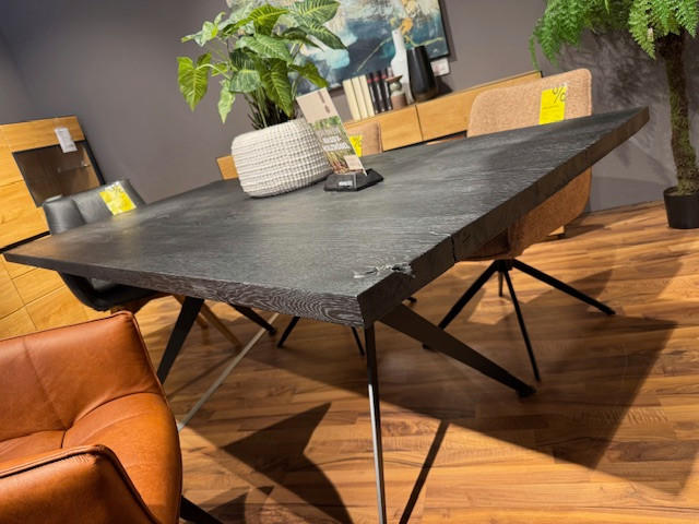 ESSTISCH FLAME - Venjakob