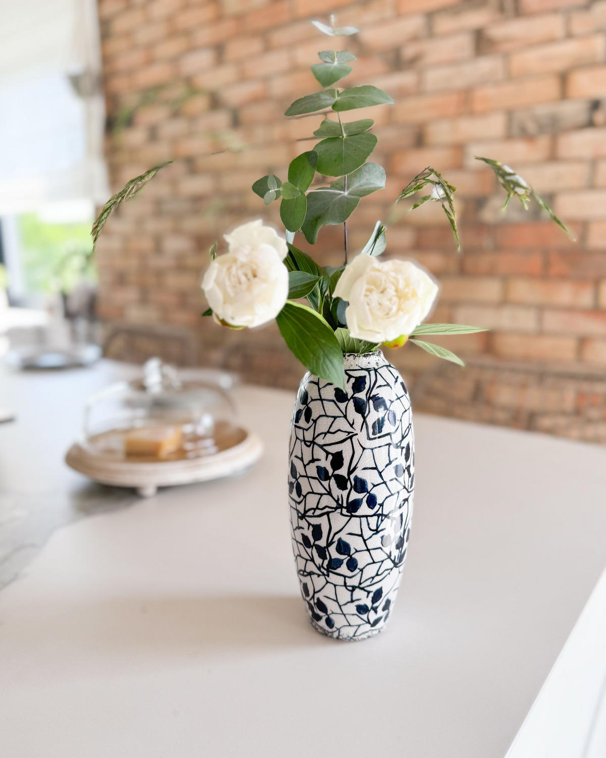 BLUMENVASE Steinzeug weiß Mutilene - Weiß, Keramik (25cm) - Beliani