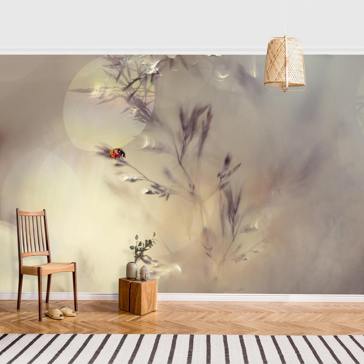 FOTOTAPETE Marienkäfer auf Wiesengras 384/255 cm - Eichefarben, Papier (384/255cm) - Bilderwelten