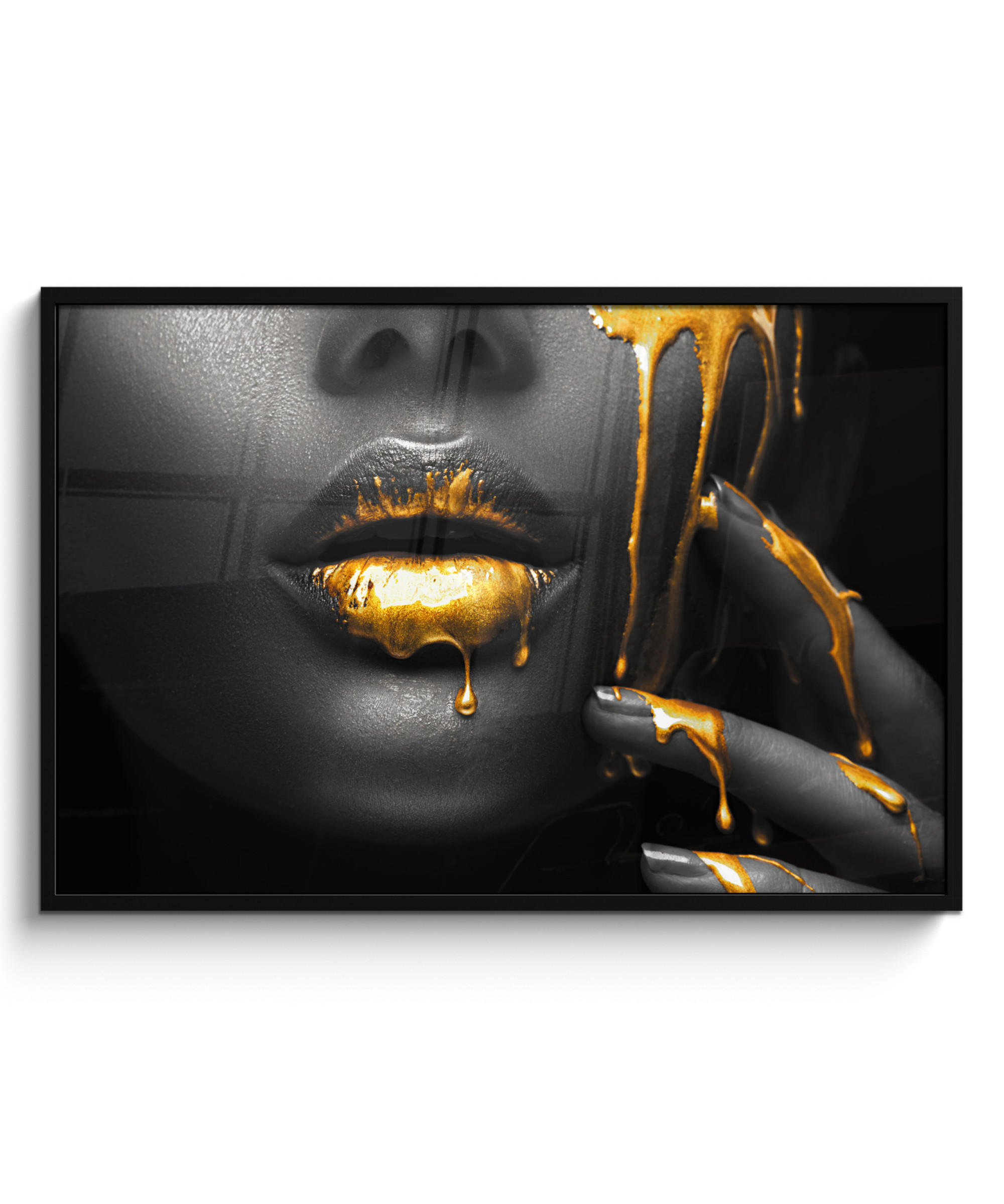 POSTER MIT RAHMEN Frau - Schwarz - Gold - Gesicht - Lippen 120x80 cm - Goldfarben, Papier (120/80cm) - MuchoWow