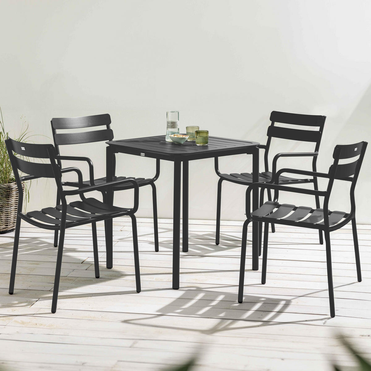 GARTENTISCH quadratisch und 4 Sessel, Schwarz - Schwarz, Metall - Oviala