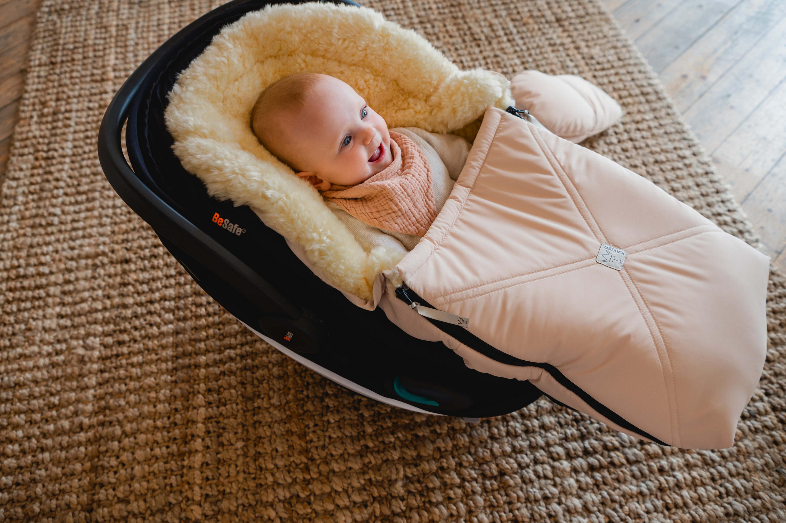 LAMMFELL-BABYSCHALENFUSSSACK Emmy, cream - Sandfarben, Fell (37/10/80cm) - Kaiserbaby