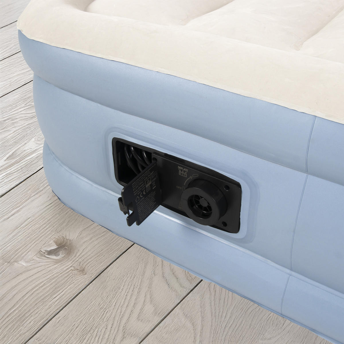 LUFTBETT Luftbett 203 x 152 x 46 cm mit eingebauter Pumpe - Hellblau, Kunststoff (152/203cm) - Avenli