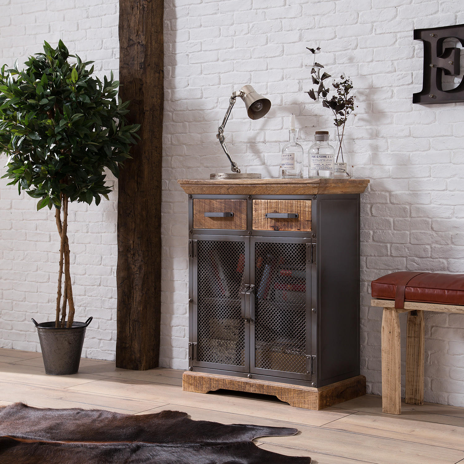 KOMMODE - Mango massiv / Metall - Beige, Holz (71/90/42cm) - home24