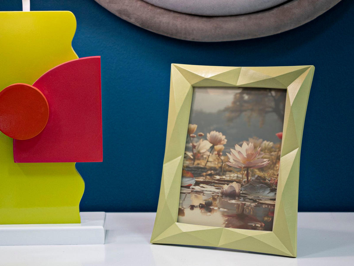 BILDERRAHMEN Greeny, Fotoformat 15 x 20 cm, grün, Polyresin und Glas, Rahmen 21,5 x 2,5 x 25,8 cm - Grün, Glas/Kunststoff (21.5/25.8/2.5cm) - Mauro Ferretti