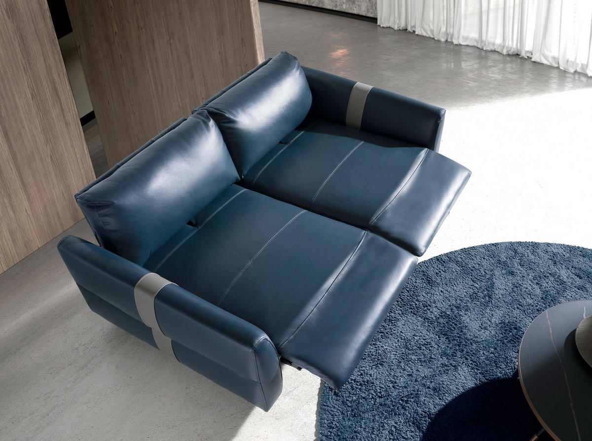 ANGEL Cerdá 2‑sitziges Ledersofa Modell 6195 - Blau/Schwarz, Leder/Metall (173/92/110cm) - ANGEL CERDA