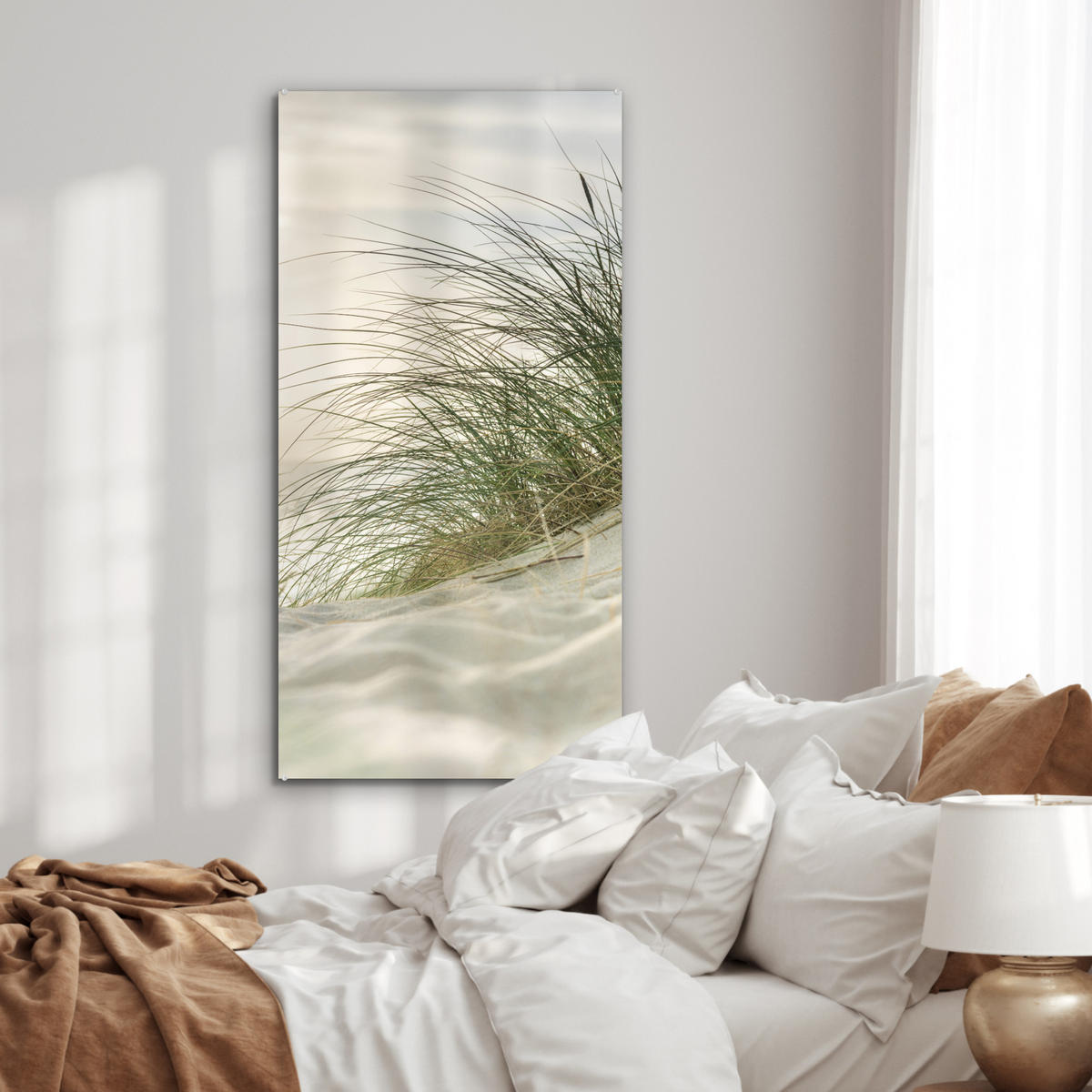 OBRAZ NA AKRYLOVOM SKLE Duny s marramovou trávou pod slnkom nemeckého národného parku Schleswig-Holsteinisches Wattenmeer 60x120 cm - krémová, sklo (60/120cm) - MuchoWow