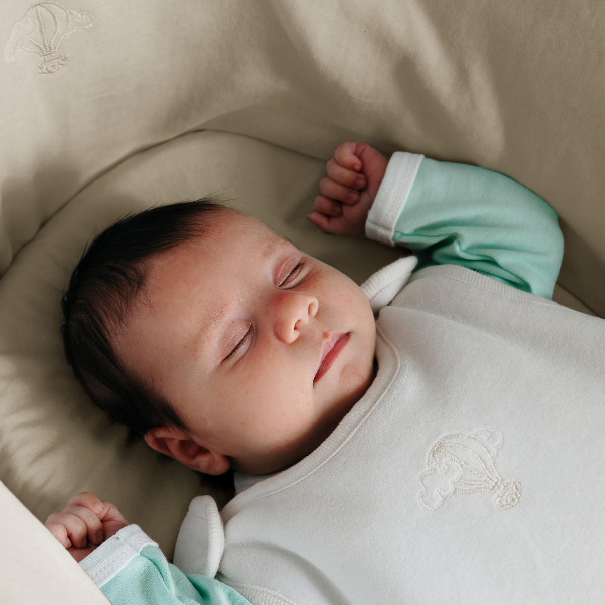 BABYTRAGEKORB mit Holzgestell natur - Ecru, Naturmaterialien (29/78cm) - Premiers Moments